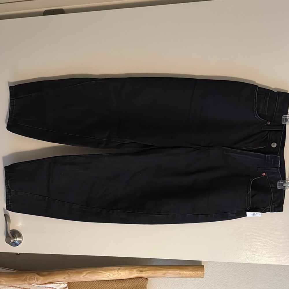 Old navy women’s extra high rise ballon jeans size 8